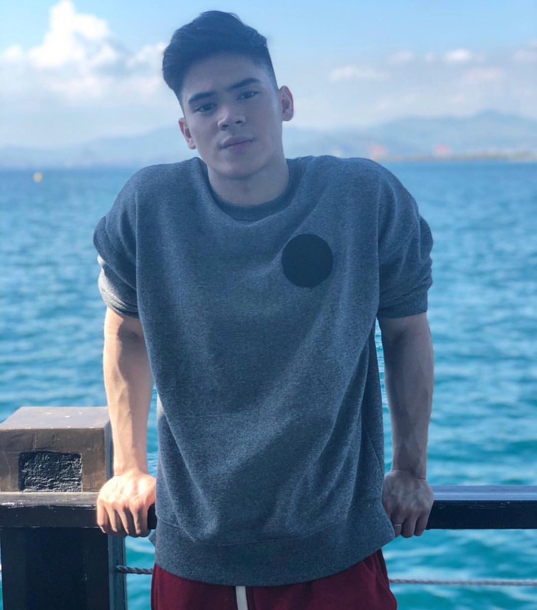 TheJakolDiary's tweet photo. ANG SHEREP NAMAN NI KUYA!!! JUSKO! 👊🏻💦 https://t.co/YnQDpnGl2Q