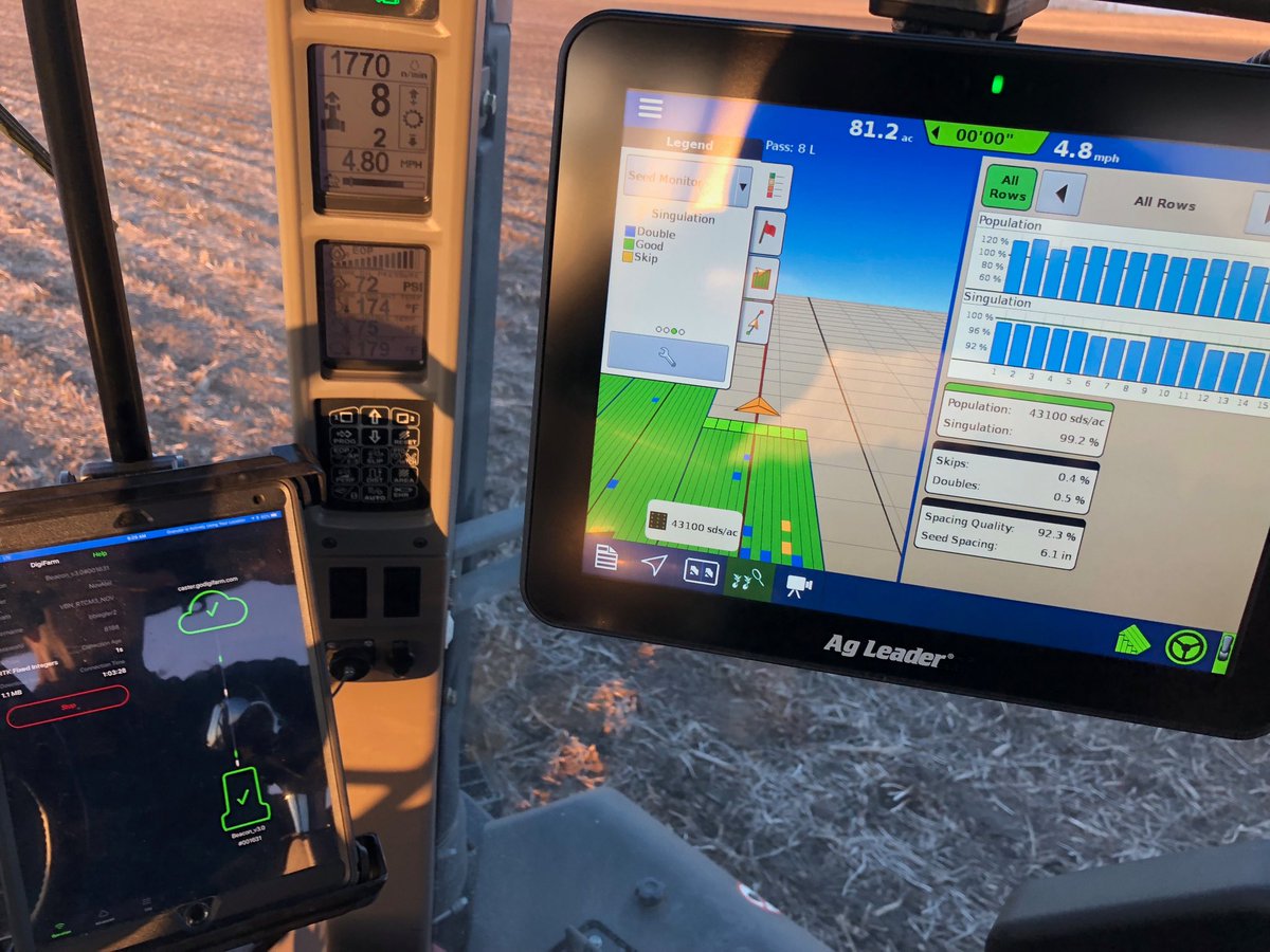 BryanBiegs's tweet photo. @DigiFarmVBN  rtk with @AgLeaderTech  Incommand 1200 controlling auto steer and planter. #plant18 https://t.co/Qb3MstGQBZ