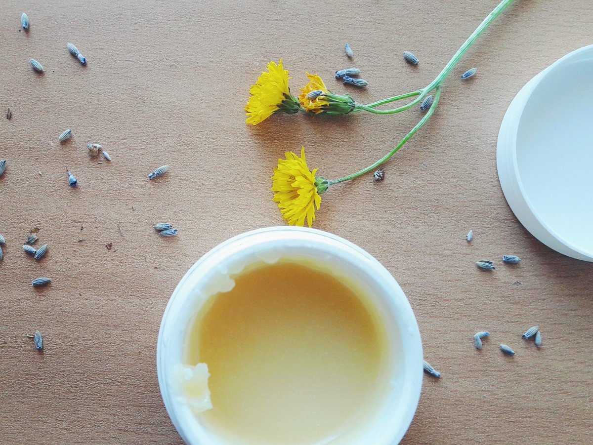 Please RT! Make your own non-toxic homemade deodorant! #DIY #homemade #naturalskincare #greenbbloggers #vegan buff.ly/2IhLZg0