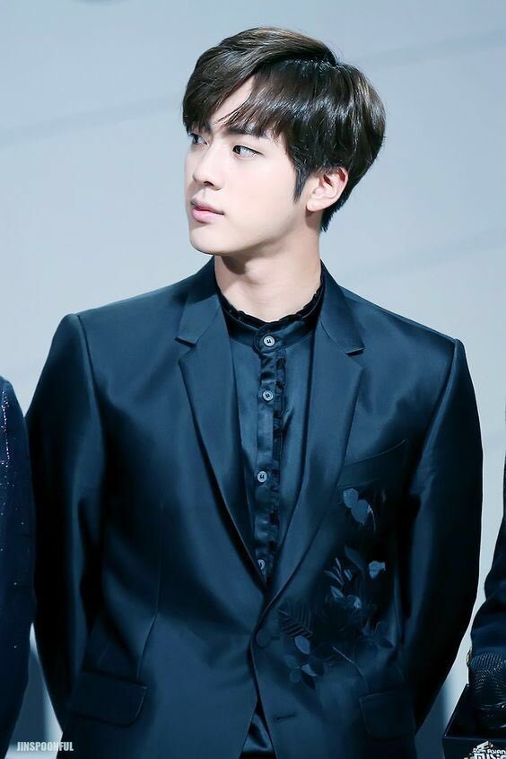 Kim seok-jin smile. Джин бтс в очках. Jin x reader. Jin bts. Jin x reader.
