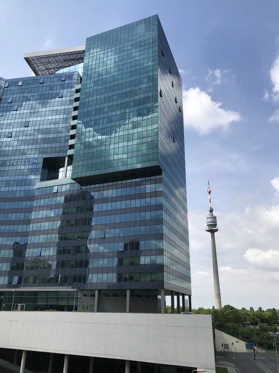 _alexgross's tweet image. A nice view outside of the #WeAreDevelopers2018