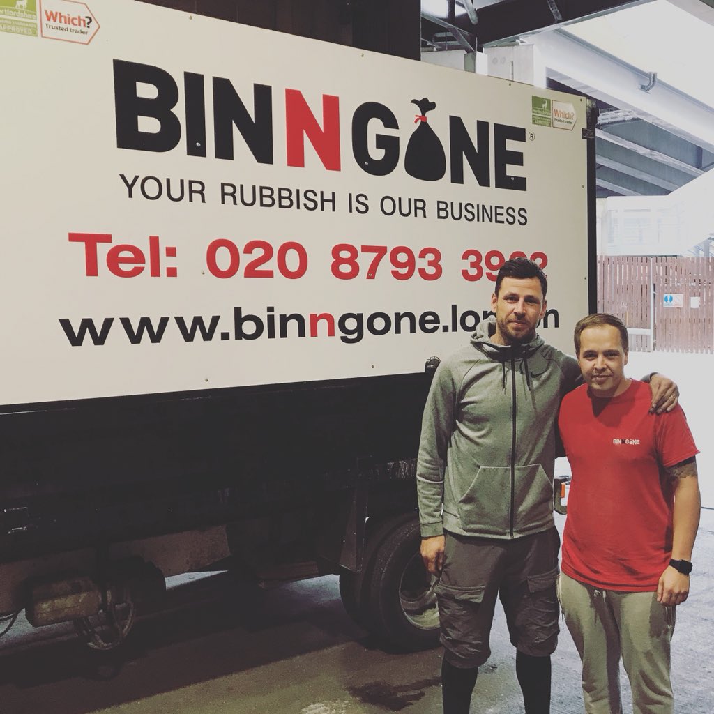 Great to be working with former IBF middleweight world champion and top guy <a href="/DarrenBarker82/">Darren Barker</a> getting rid of rubbish from his 2nd branch of <a href="/12x3gym/">12x3</a> in Paddington the place looks amazing and opens tomorrow 🥊