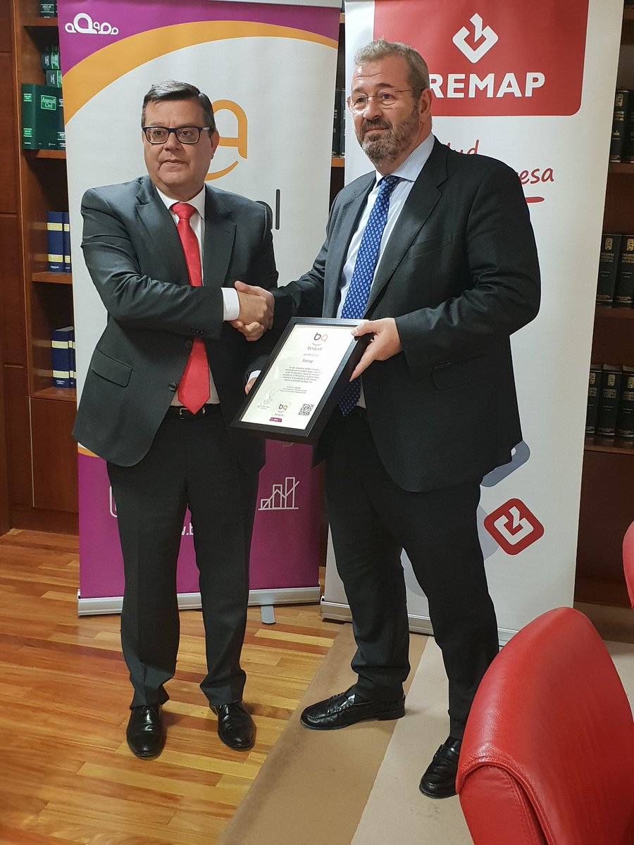 FBequal's tweet photo. Entrega Selló Bequal Plus a @Fremap_Mutua certifica su #RSC  con las personas con #Discapacidad @Cermi_Estatal @Fundacion_ONCE @Beondiversity @FEACEM https://t.co/Yiy3WEtqRX