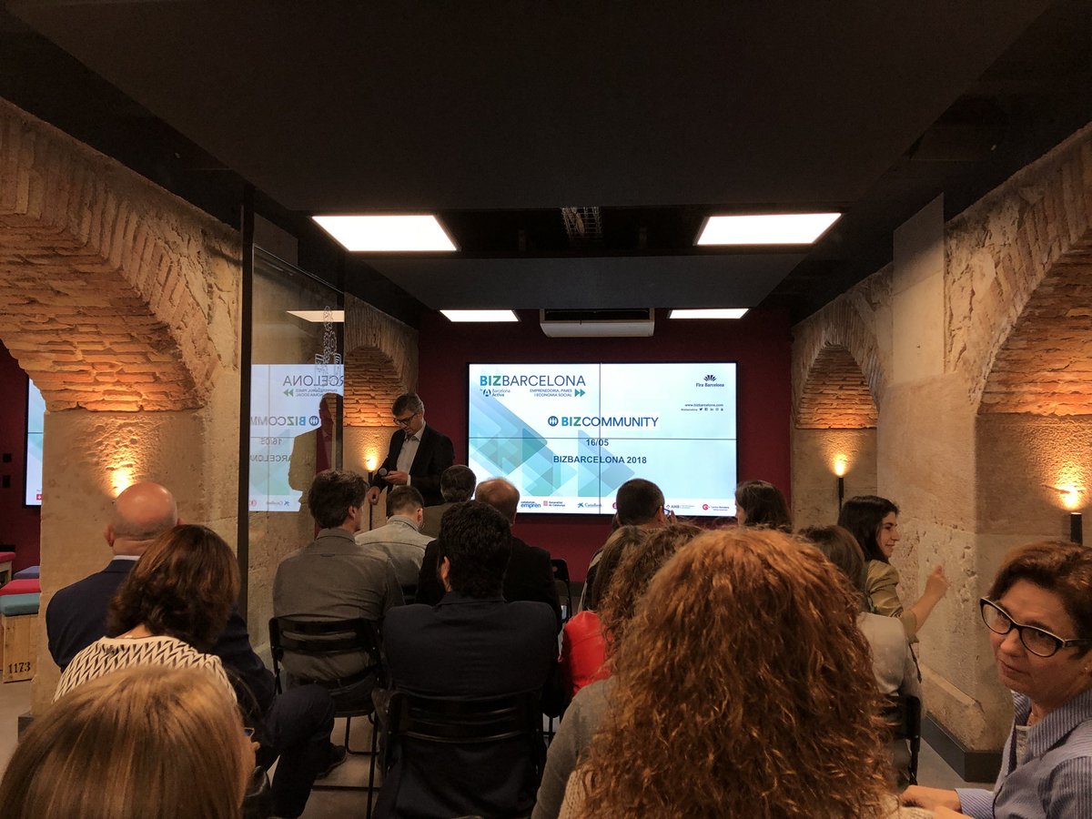 BirukaExp's tweet photo. Arrenca el BizCommunity! Compte enrere per al @bizbarcelona , on el nostre company @xfisa participa a la xerrada sobre #cooperativisme de #plataforma https://t.co/nUfnPZrNgP