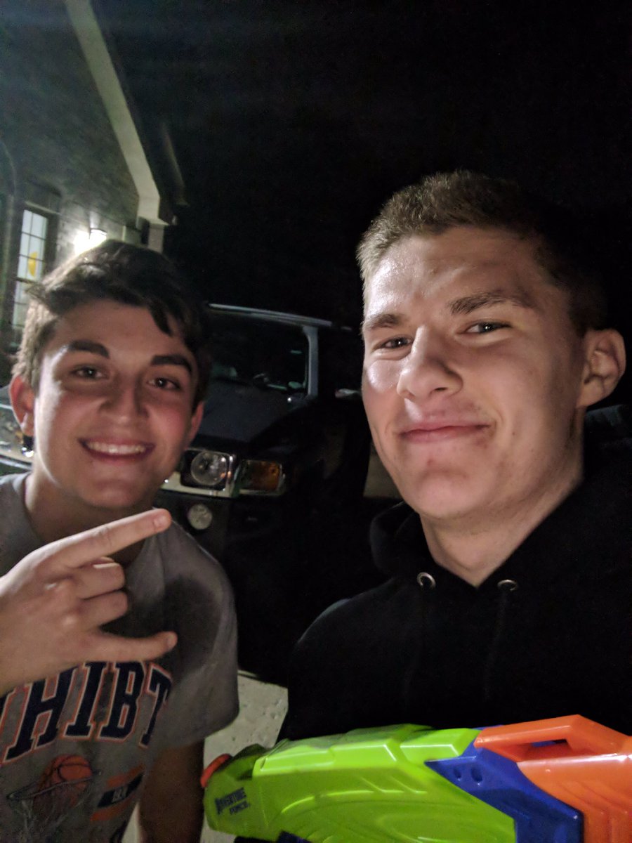 snrassassin18's tweet photo. Sam Hahn took out Billy Psarros at 10:00 PM https://t.co/d8Tb8zfV9e