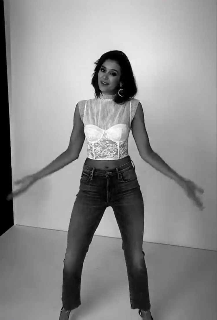 SamantaNDobreva's tweet photo. SHE IS SO BEAUTIFUL https://t.co/j7LhHyfygR