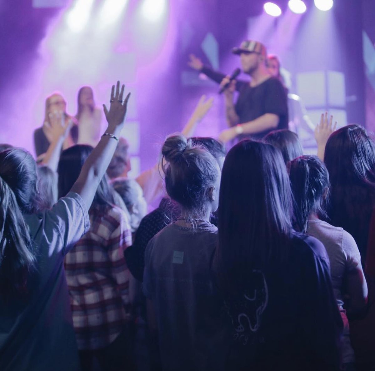 LHCATX's tweet photo. Students! Tonight is the the last CRASH of the school year! #dontmissit #itsgonnabeawesome #lhcatx #forATX #forSTUDENTS https://t.co/gVFa9MW8YT