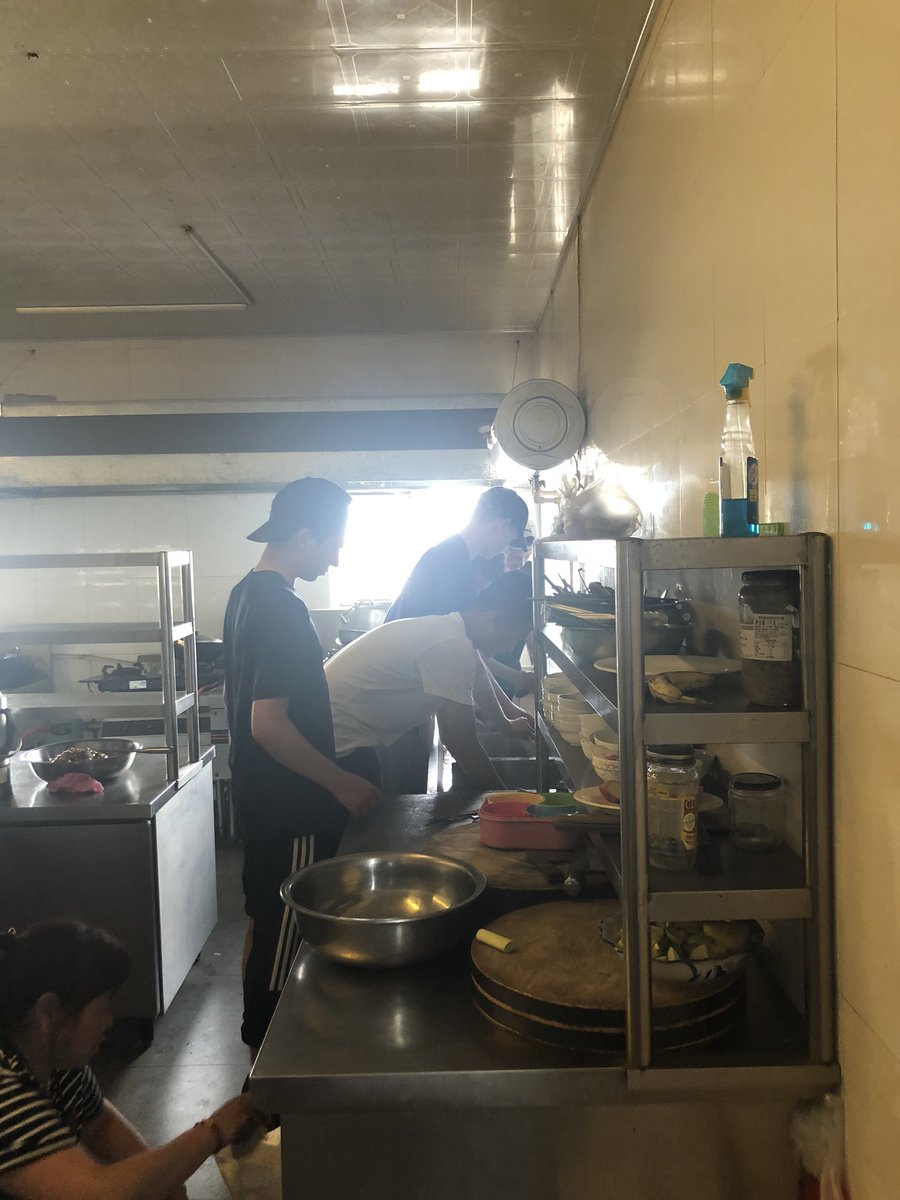 MsMBrooks's tweet photo. Day 5 (2/2): I think the average number of dumplings consumed per student was 15 to replenish the fuel stores to prepare for a big day tomorrow.  #MulgraveChina is gearing up for another big day! Spoiler alert: the students will become the teachers 🇨🇳 https://t.co/8LTalfYBNr