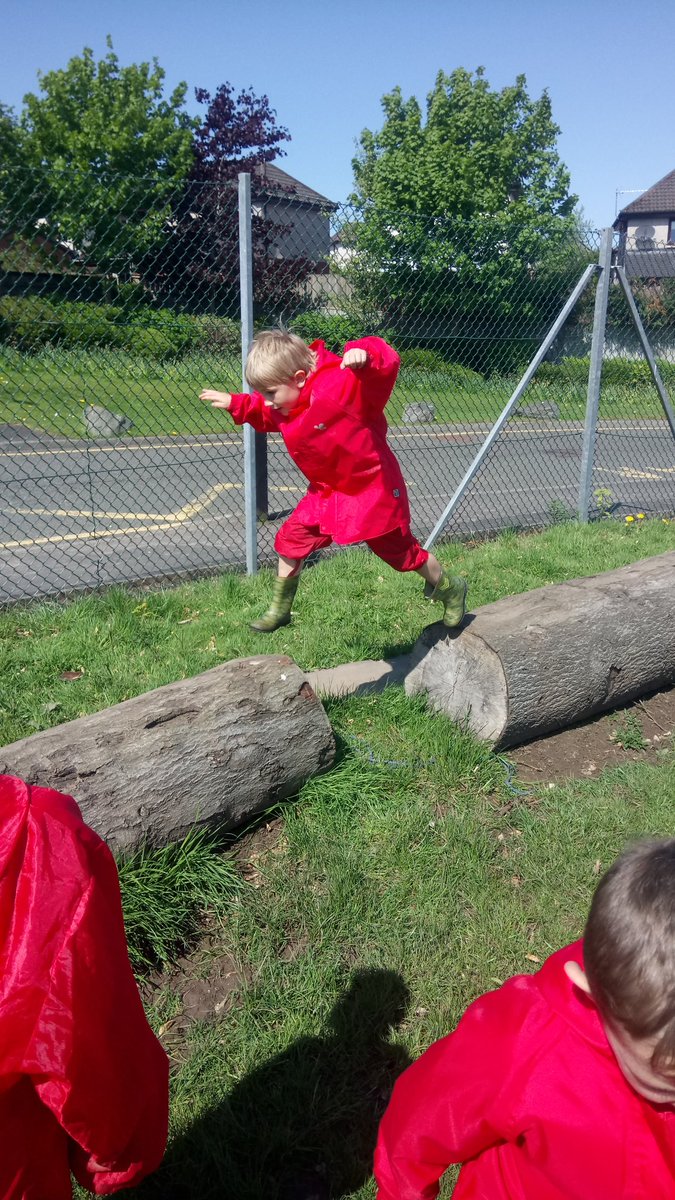 stcadocsprimary's tweet photo. P1b had fun choosing which skills they wanted to work on during Muddy Movers today! #muddymovers #leadingtheirownlearning https://t.co/m9sH98OpgS