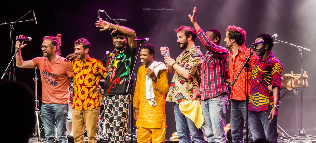 JazzauxEcluses's tweet photo. [INFO PROGRAMMATION] A découvrir ou à redécouvrir, SAM 16 JUIN, 21 H, 9 €, au @TheatreDePoche de @HedeBazouges, le Rythm’N’ Brousse made in Burkina Faso de SITALA et Mamadou Coulibaly. Entre afro-jazz et reggae. Fureur communicative et pur moment de bonheur ! #JazzAuxEcluses. https://t.co/LTjxlCfWWa
