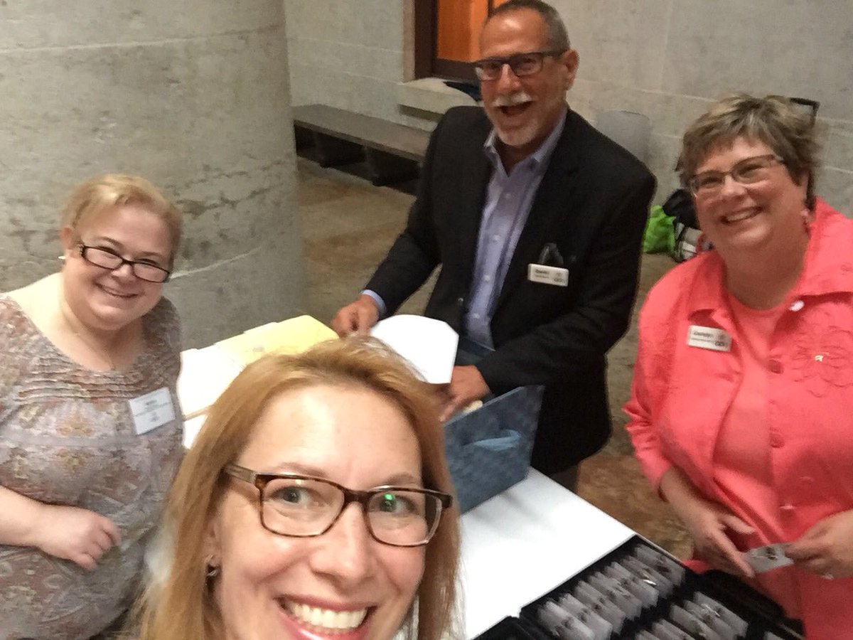 marylewisphd's tweet photo. Thanks to our great @ohpsychassn staff for getting us organized and prepped for today! #LegDay2018 #psychology #advocacy https://t.co/xFZaT2Elb9