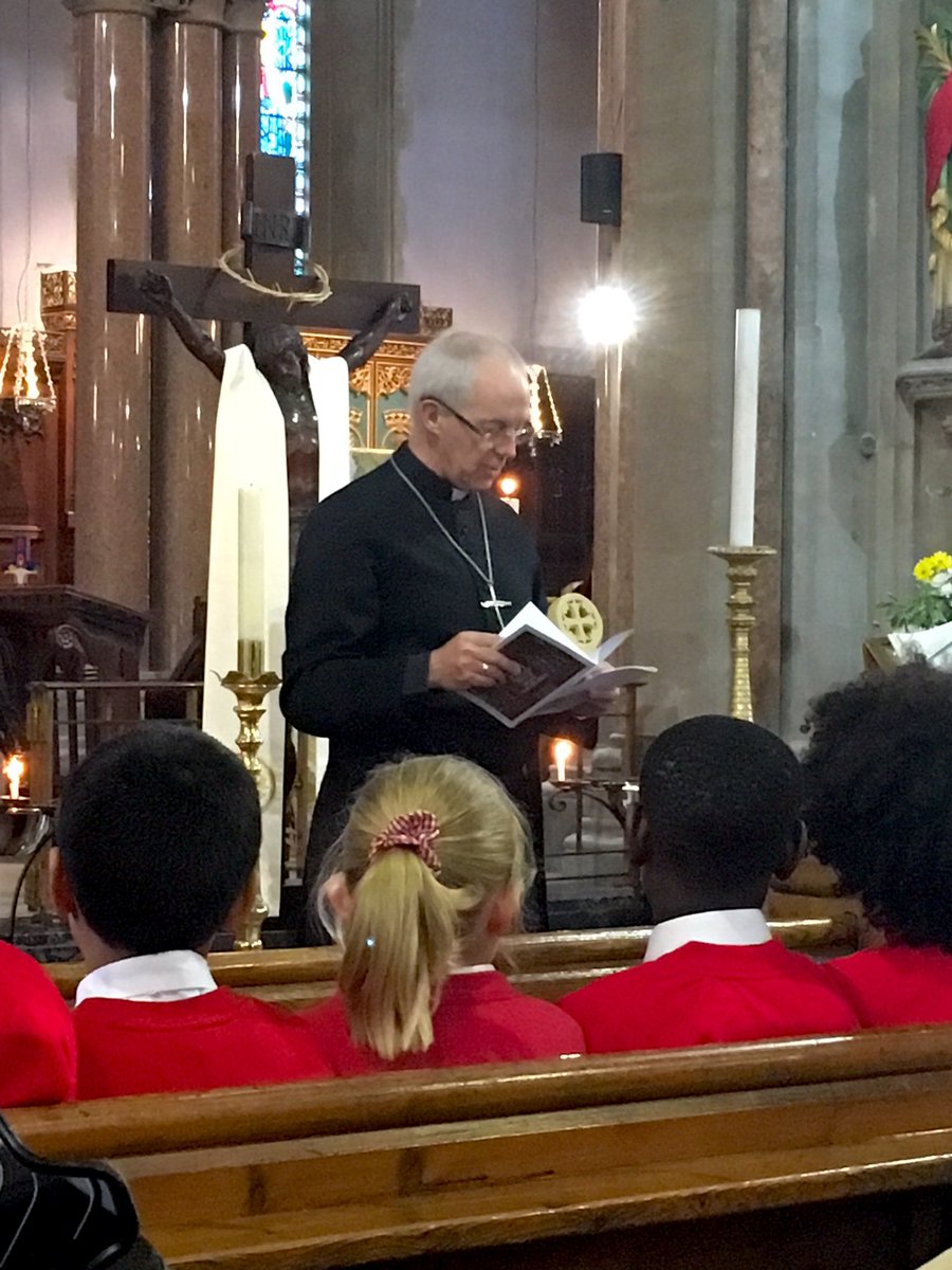 StStephens_CE's tweet image. Some of our children really enjoyed the opportunity to meet and pray with the Archbishop of Canterbury @JustinWelby this morning as part of the @thykingdom_come event. 

#ThyKingdomCome #Pledge2Pray