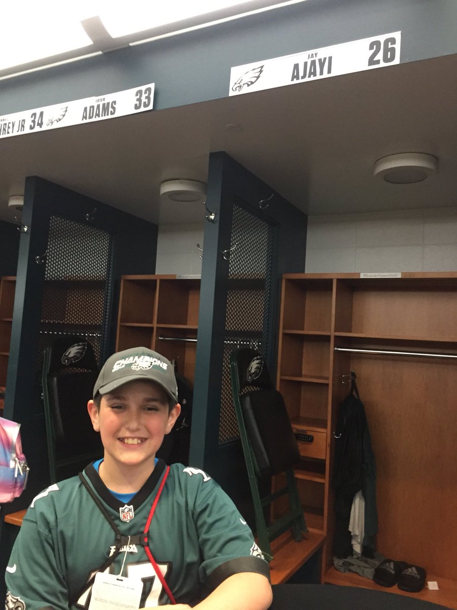 wehaveaprblm's tweet photo. Luke’s field trip to the Linc. Hoping to see his favorite player for his birthday at the JR camp on June 2nd.  @JayTrain https://t.co/aNtrd8erUW