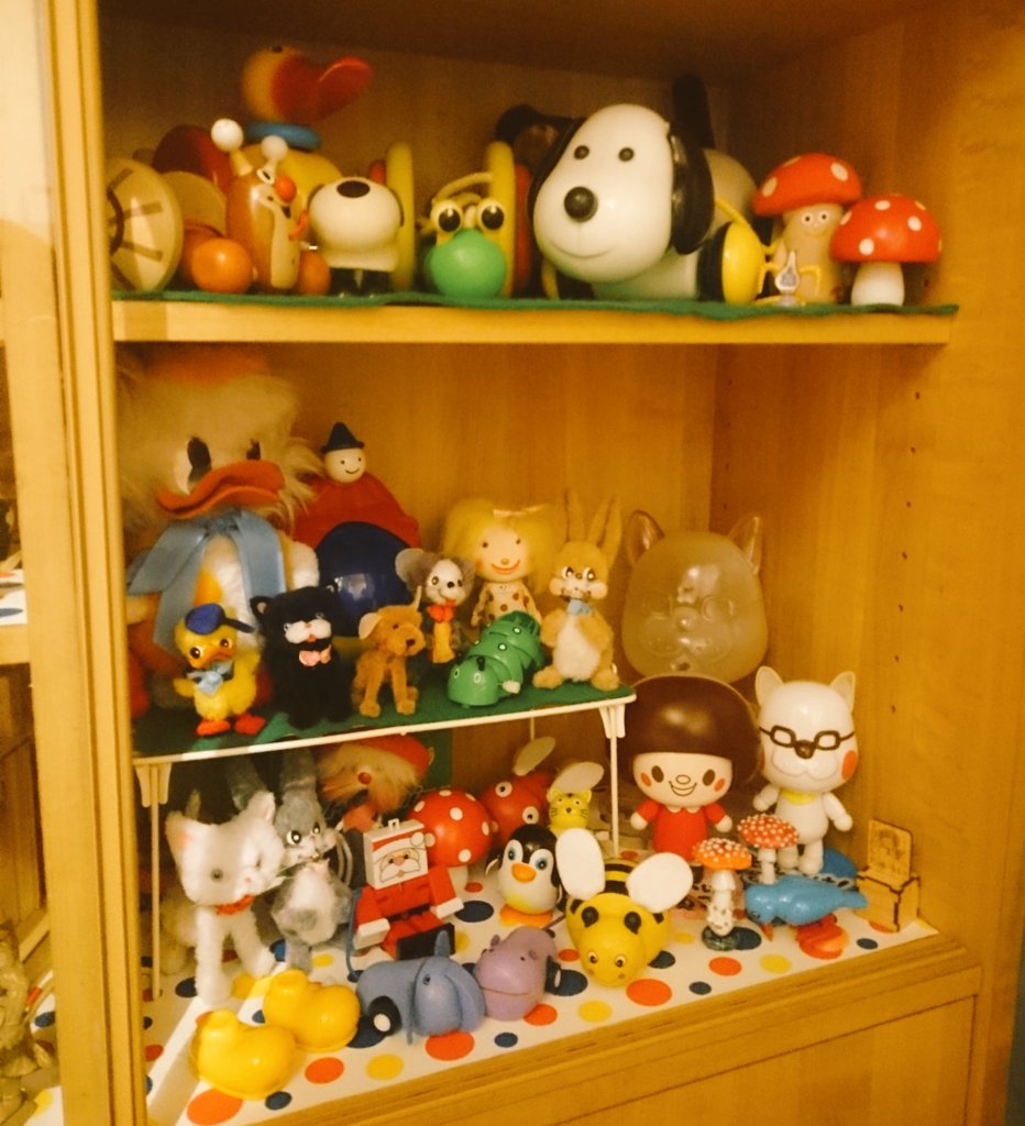 popmame's tweet photo. やっと…木のおもちゃをおさめた。ぜんまいトイと木のおもちゃ多い😂 #toy #display #craft #wood #fatherwork #片付け #整理整頓 #プラントイ #popbeans015 #doll #好きなもの https://t.co/SV0veN4Rlv