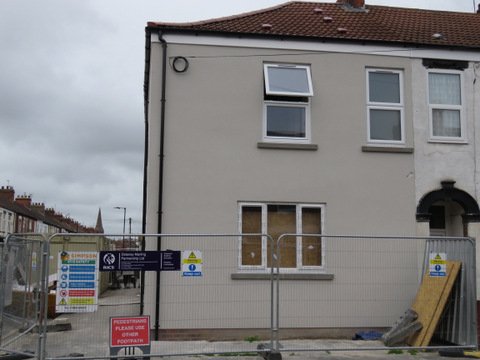 DMP_Surveying's tweet photo. Health &amp; Safety inspection this morning at Cholmley street for @MindHEY. Roof&amp; render complete so scaffold down and it's looking great.  Internally, electricians busy and stub partitions ready for plasterboard @EttridgeEA @Simpsonbcuk @david3012 https://t.co/PjjHWA9nCJ