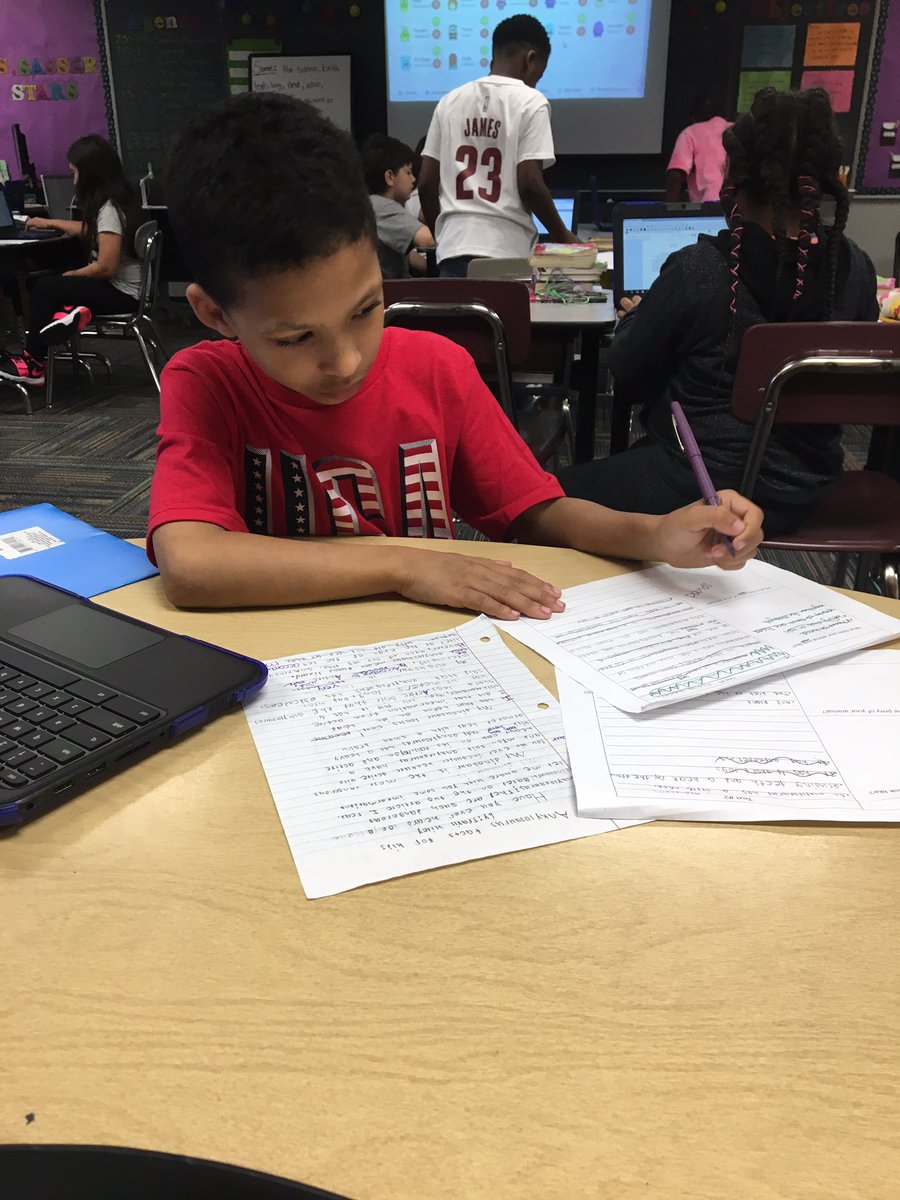 MrsSasser29's tweet photo. Shout out to this wonderful writer!! I am so proud of all of the growth that he has made this year!! He continues to push himself &amp; writes with such wonderful expression! #StudentShoutOut #wonderfulwriter https://t.co/gXJ3Tr5IRM