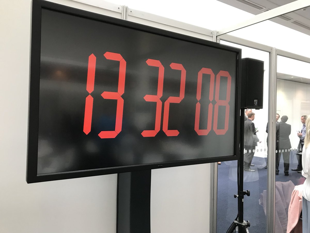 SSchofieldOBE's tweet photo. Less than 1 hour to go until the #BIBA2018 #bibahackathon @dicematrix @SMMBrightBlueH comes to a climax!!!! https://t.co/dE3e7RPSXt