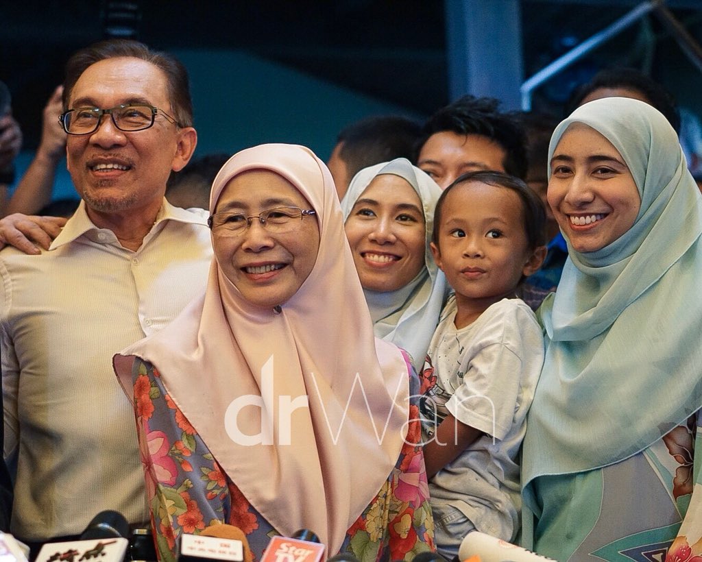 drwanazizah's tweet photo. Alhamdulillah, syukur pada tuhan. https://t.co/rYy0jmFgxb