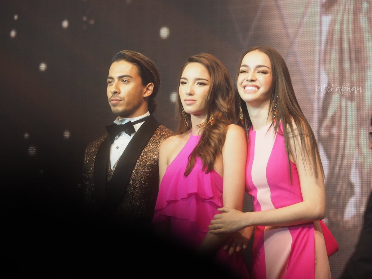 phan_bm's tweet photo. สกาย 😂 #tiatavee #mariaskyy #TeamBeeRita #TheFaceAllStars https://t.co/a0AvXqjyIp