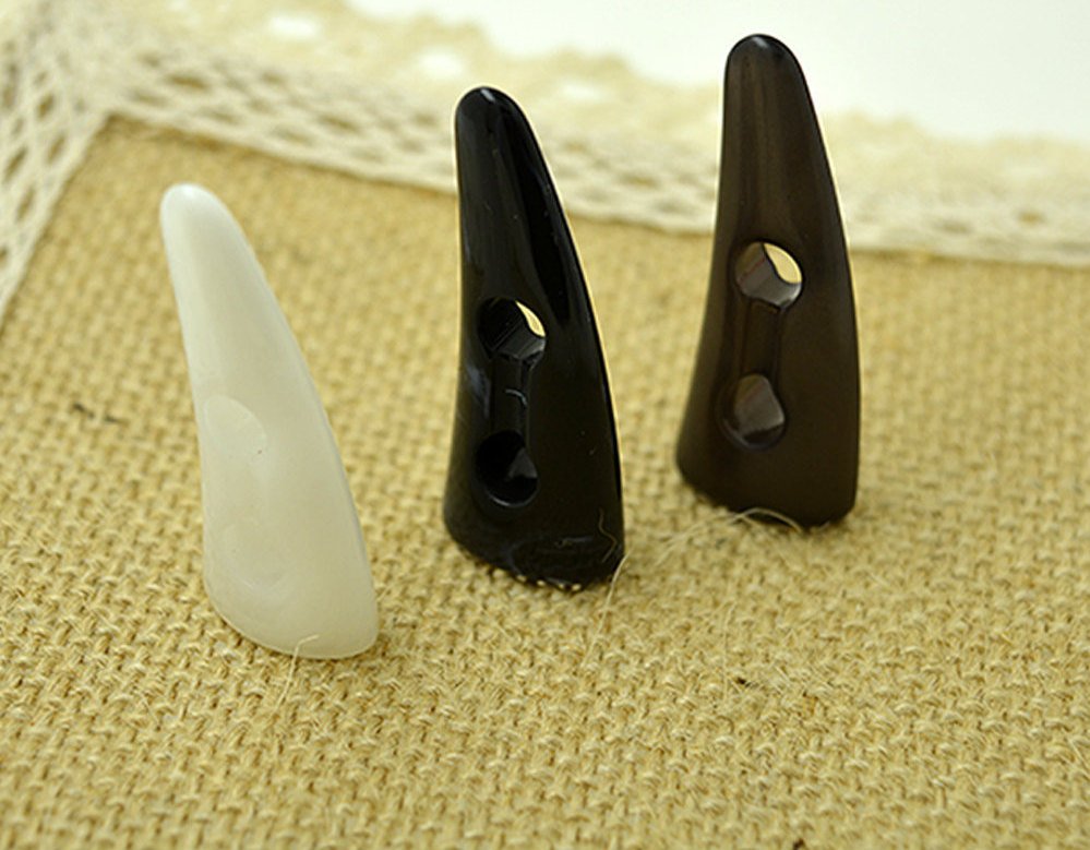 DiyCraftProject's tweet photo. Excited to share the latest addition to my Horn buttons for coat skirt button white black or coffee colored 10 pieces https://t.co/04qCVJ1qeE
#supplies #sewing #hornbuttons #skirtbutton #coatbutton #duffelcoatbutton #jacketbutton #fleecebutton #ornatebutton https://t.co/BYrm7BqQU8