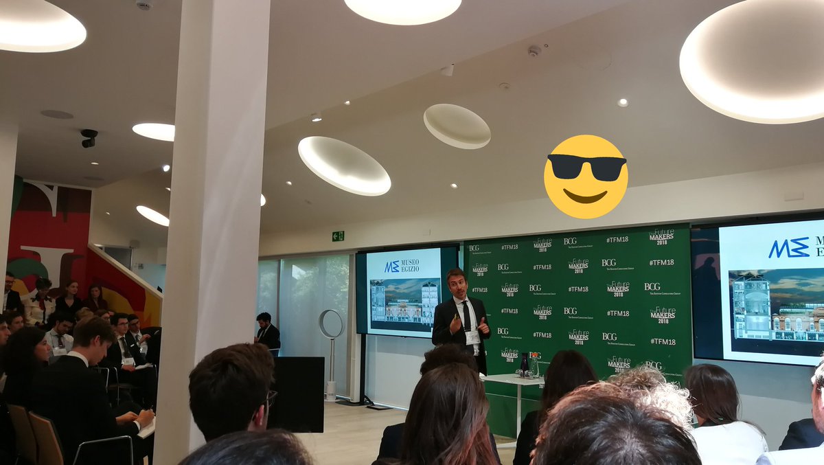 valerialeggio's tweet photo. #TFM18 più Christian Greco per tutti! #BCG #TheFutureMakers https://t.co/c7CBLlLhkQ