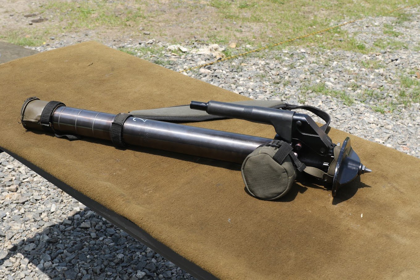 Hound 土曜日 東地区 ｚ ブロック 27b 自衛隊の新装備の60mm迫撃砲 B Bとあるのは昔m2 60mm迫撃 砲を装備していた時期があるから その時の迫撃砲がaなのかな 今回の新型はヒルテンベルガーディフェンスシステム社のm6c コマンドモーター モーターは