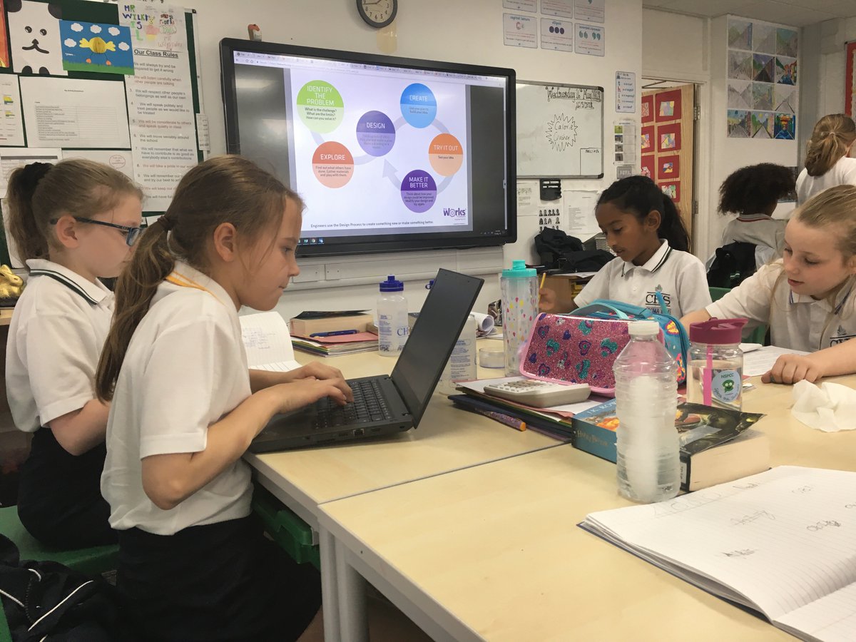 CroydonHighJnrs's tweet image. Year 5 are designing their ideas to help combat diet related illnesses! 💭 #TechnologyWeek #EveryGirlEveryDay