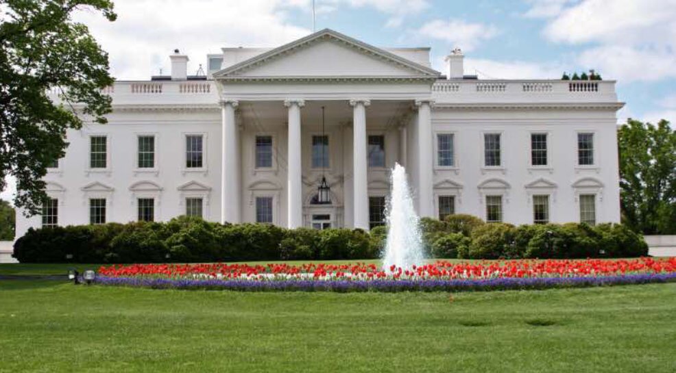 Starting #AdvocacyDay off with meetings at The White House. Honored to be with @ebaygr representing the online selling community today. #DCFlyIn18 #ProtectSmallBiz
#NoNetTax
#InclusiveTrade