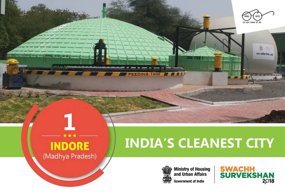 SwachhIndore's tweet photo. सभी इंदौरवासियों को बधाई इंदौर शहर स्वच्छ सर्वेक्षण 2018 में पुनः नं. 1 आया है।  #SwachhBharat #MyCleanIndia #SwachhIndore #sbmump1 https://t.co/GjKvihWEnf