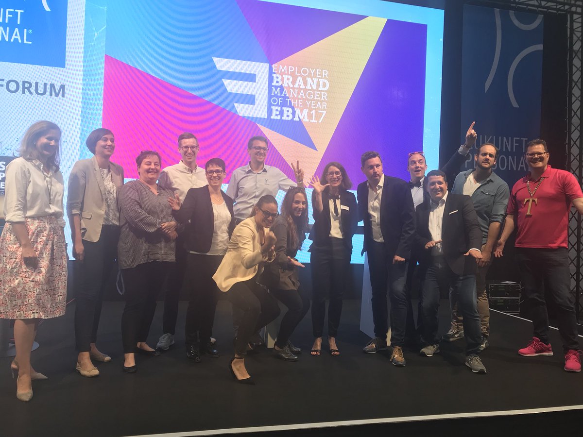 AlexaDesch's tweet photo. Unsere Nominierten zum #EBMoty@Deba 🎉🎉 Herzlichen Glückwunsch 🍾 #EBX18HH https://t.co/6CBhhKA4n8