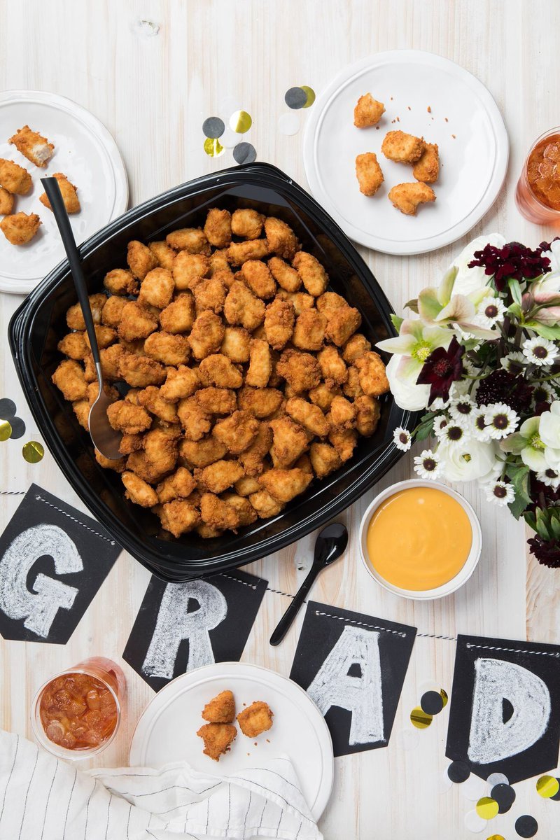 cfacityline's tweet image. Dream Big ✔️ Work Hard ✔️ Graduate ✔️ Celebrate with Chick-fil-A Catering✔️.  
Call Chick-fil-A CityLine to place your order today!  972-665-7064