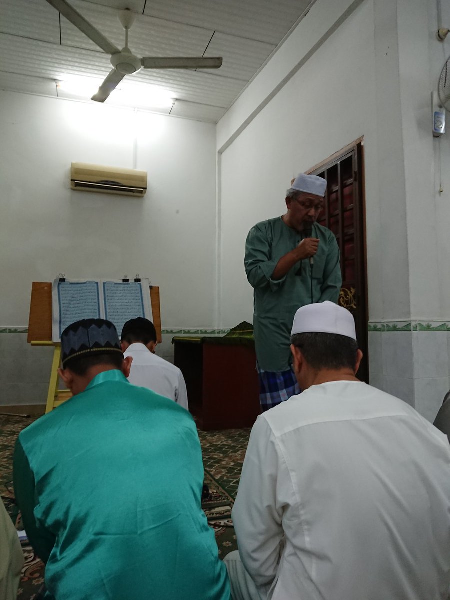 bangi15's tweet photo. Salam Ramadhan

Ucapan Pengerusi Surau Ibnu Sina, Dr Shukor Juraimi https://t.co/KvHijtQOOS