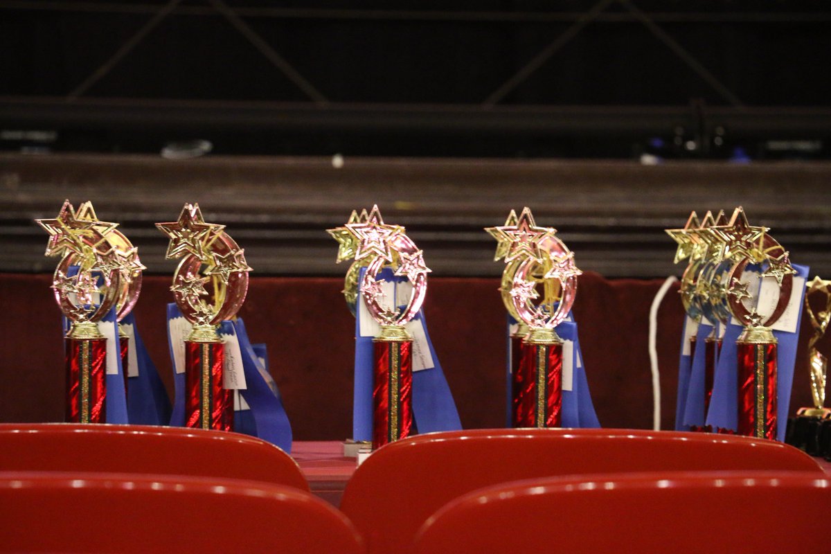 Morton East and <a href="/JSMFCMathletes/">JSMFC Mathletes</a> 2018 Awards Banquet. #MortonPride #OrgulloMorton