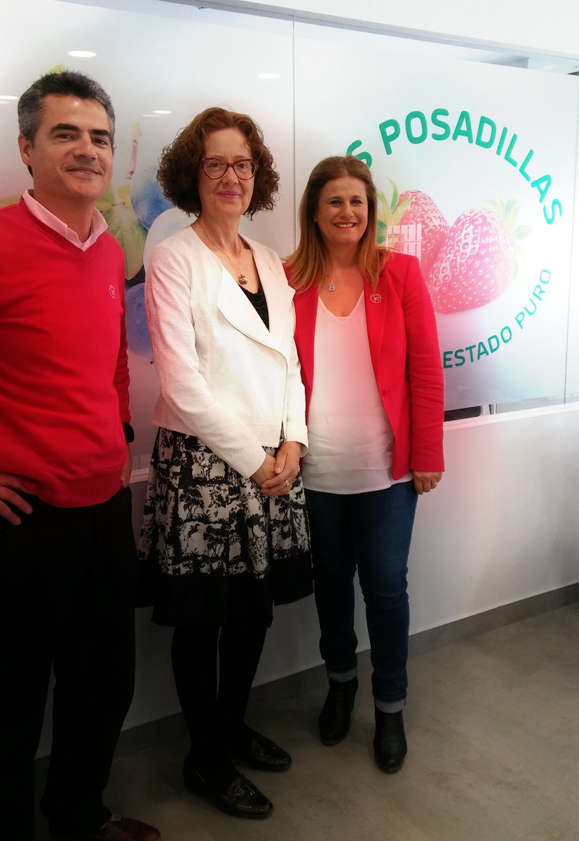 AFAMEMOGUER's tweet photo. Hoy hemos renovado, y ademas mejorado, el convenio de colaboracion con Los Arenales Posadillas. Gracias... https://t.co/QdiPYSGmfQ