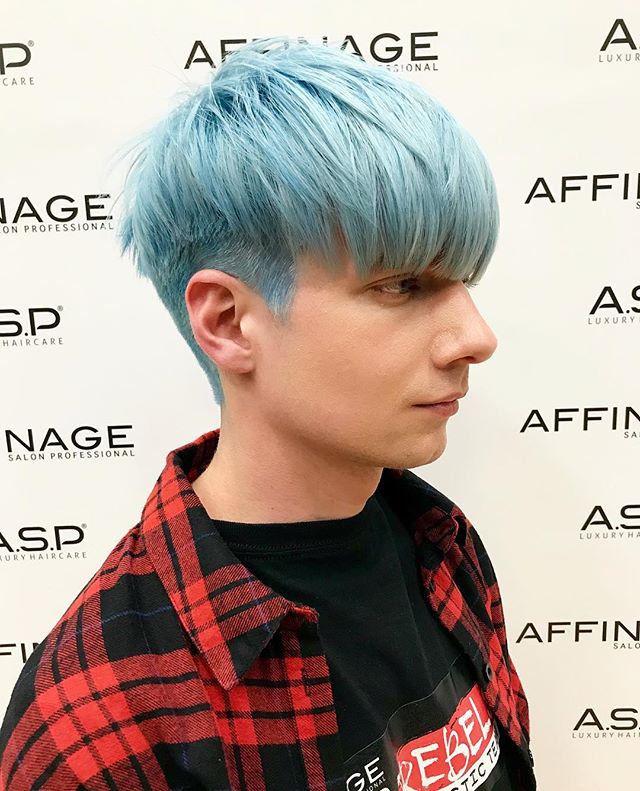 asphair's tweet photo. Some sensational shots of the striking colour creations from our incredible #ColourRebels at the @prochoice1 Colour Rebels #Rebelution Inspiration Evening in #Northampton. Amazing work by @DarrenEatonHair @letlew &amp; Paul Thomas Farr! #affinagecolour #affinageprofessional #hair https://t.co/6FVvJ1h54c