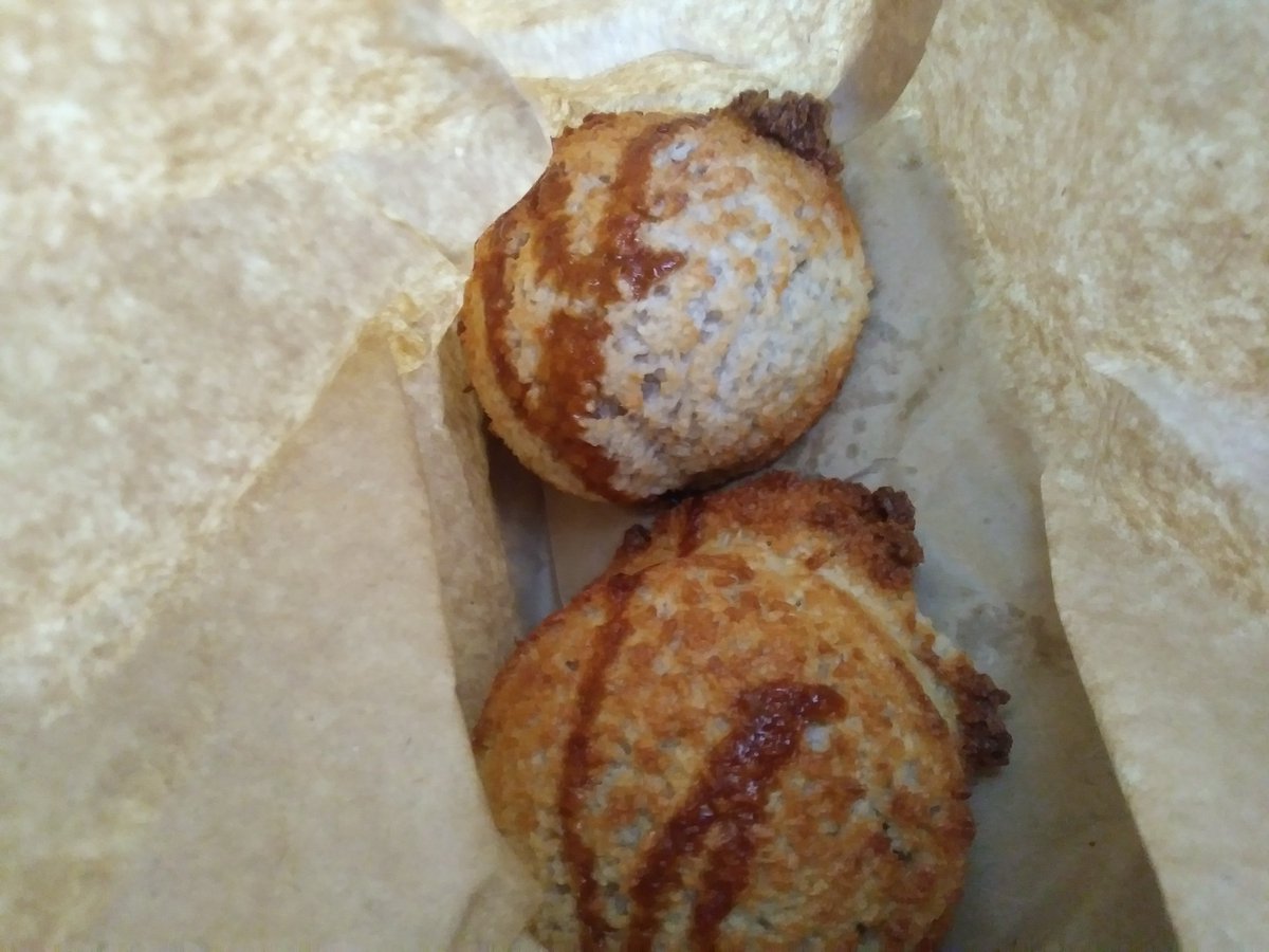 Can't wait to get home and scoff these delicious banana macaroons from Bennys Toon Macaroons on Morpeth Market - definately worth a vist 😍😀💜⭐😃