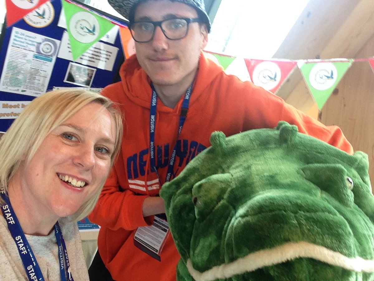WellbeingAmbass's tweet photo. We've been at @HerefordArtsCol with Cecil from @crocodile8race this lunchtime during #mentalhealthawarenessweek promoting the benefits of volunteering on wellbeing #mentalhealth #youngpeople https://t.co/HwEJltIgZf
