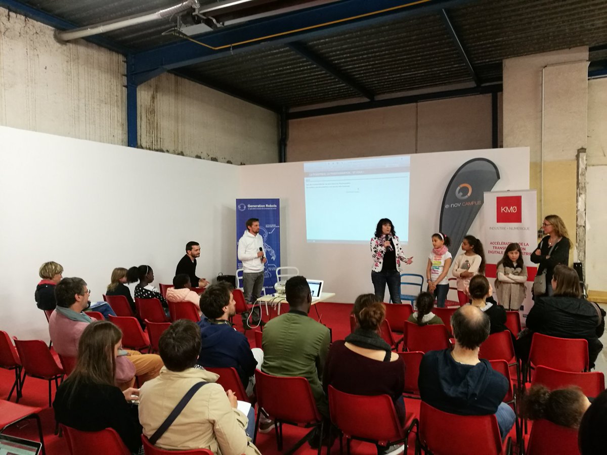 nicolas_schmt's tweet photo. C'est l'heure des conférences au Kidslab à Mulhouse @AlsaceDigitale @reseau_canope @LaFTAlsace https://t.co/LO7vnGOHY1