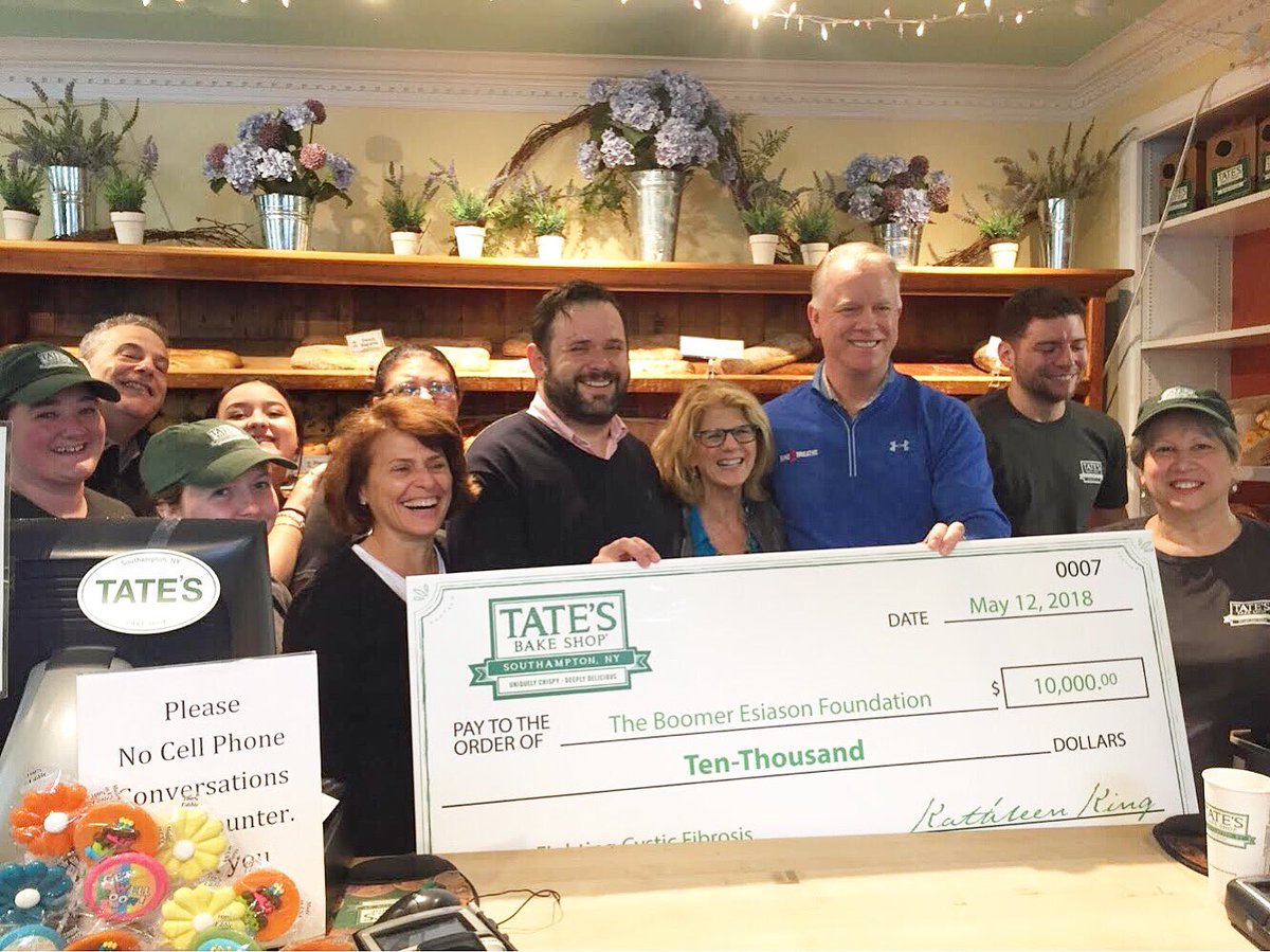 TatesBakeShop's tweet photo. We’re so proud to donate to the Boomer Esiason Foundation, supporting the fight against cystic fibrosis. Thanks for visiting us at the Bake Shop, @7BOOMERESIASON and @GioWFAN! 🍪❤️ https://t.co/VaAaB72R5f