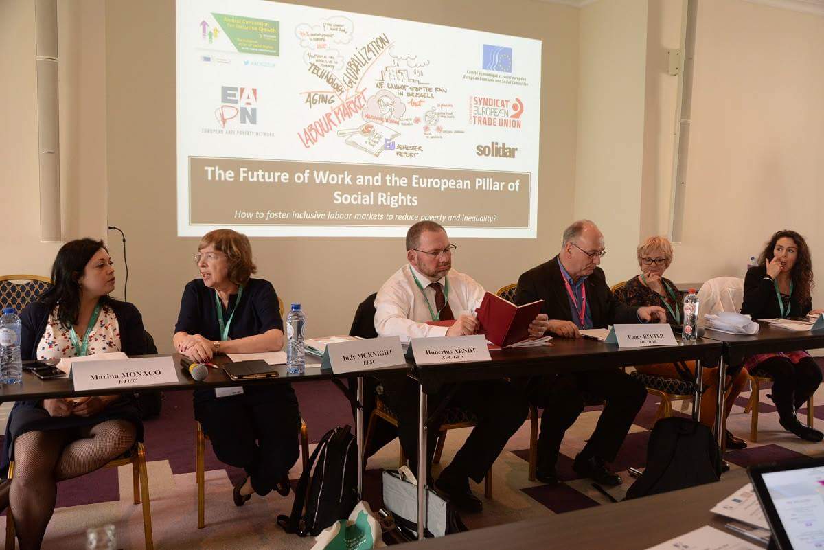 EAPN_England's tweet photo. Kerri, who is a single mother of 4 and very active campaigning on poverty also volunteering with Fife Gingerbread, giving it large to the 99 people in the audience at the future of work event at the European Commission’s big annual conference on Inclusive Growth. https://t.co/mPYbLcr9MZ
