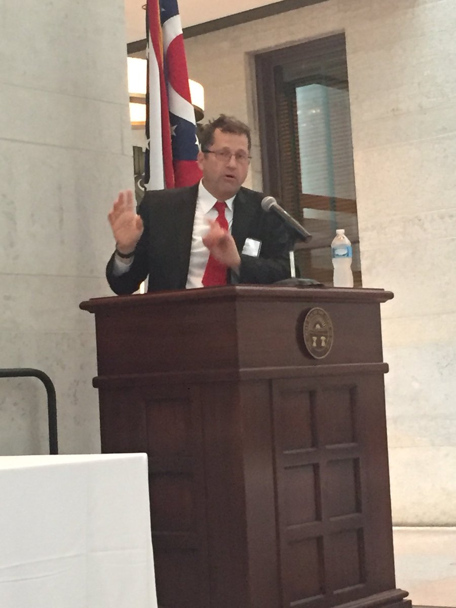 marylewisphd's tweet photo. Dr. Brad Potts, Chair of the @ohpsychassn kicks of #LegDay2018 https://t.co/MulySSr67m