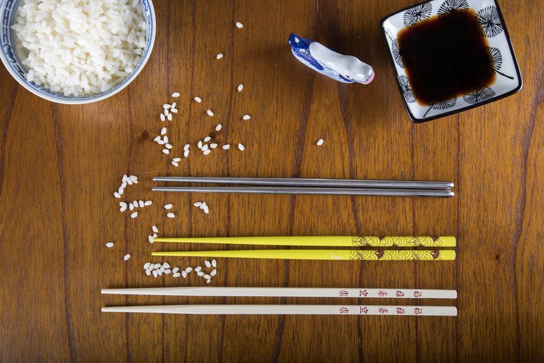 aplusmk's tweet photo. 🍣Cómo ser un gran maestro de los palillos. #ComidaOriental #ComidaChina #Comidajapo 🍣
https://t.co/ybYBtsq5kj https://t.co/Mob3ZEZdwC
