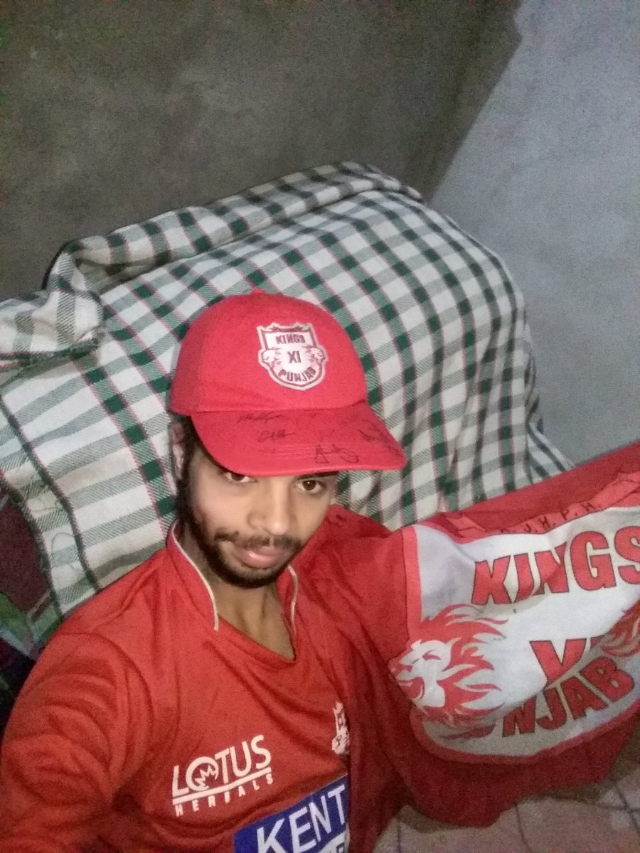Sidhu_Aman22's tweet photo. @Vivo_India
I love @lionsdenkxip
Meri jaan ha #KXIP
#VIVOIPL + #PerfectFan + #KXIPFan
Biggest wish to win #Vivo Smartphone https://t.co/1KZHtF2vUk