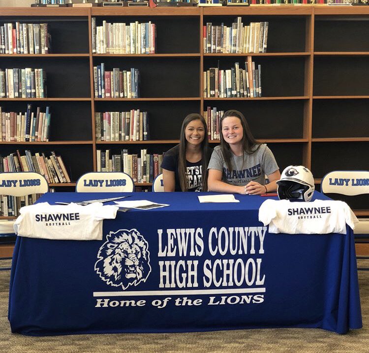 LCHSlions's tweet photo. Congrats to Gracie Yates, Jalyssa Cortez, and Allison Voyles on their recent signings! https://t.co/CEEx3K5Dox