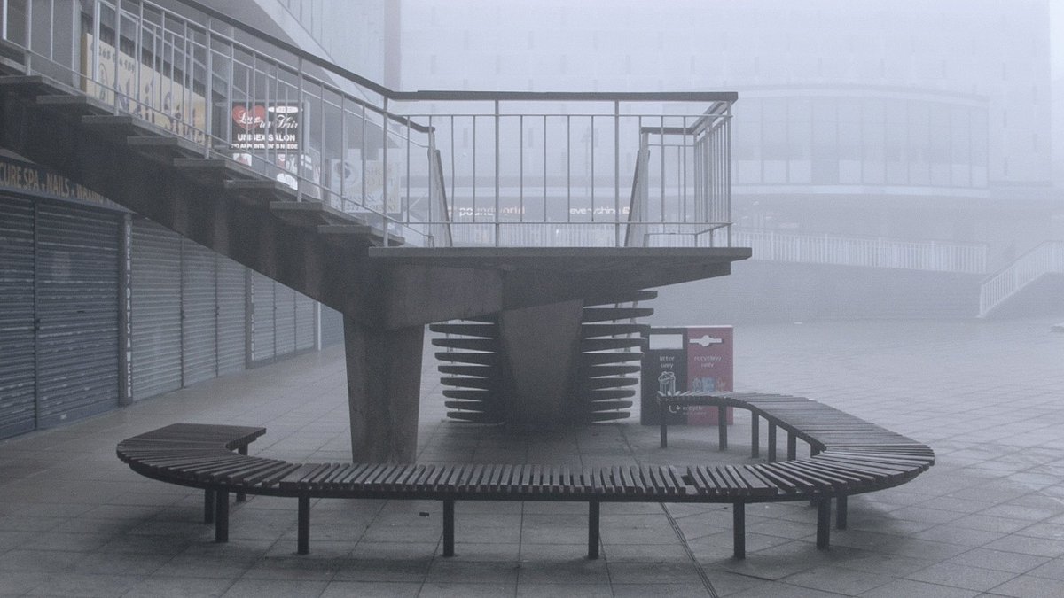 NEW TOWN UTOPIA screening <a href="/BarbicanCentre/">Barbican Centre</a> at 21.00 tonight ★★★★ 'Fascinating' <a href="/thetimes/">The Times and The Sunday Times</a> ★★★★ 'Absorbing' <a href="/guardian/">The Guardian</a>  ★★★★ 'Poignant' <a href="/FinancialTimes/">Financial Times</a> Book here bit.ly/2L61vJZ <a href="/NewTownUtopia/">New Town Utopia</a>