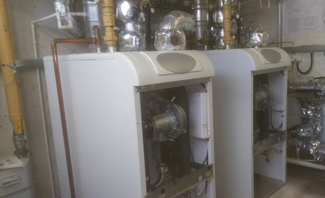 HalsallHeating's tweet photo. back servicing the boilers at @MeadowPriSch. One of the benefits of a full install and maintenance package we can offer https://t.co/i5W3k2HOKA