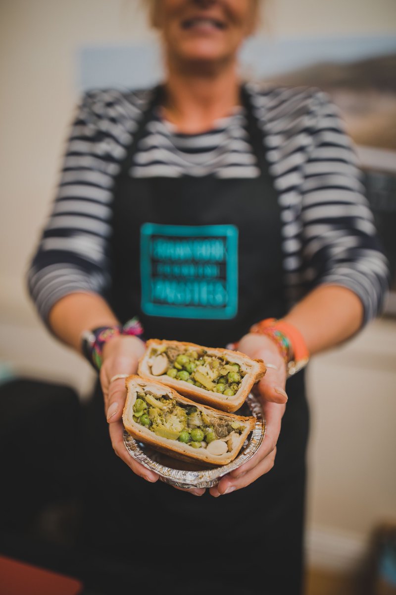 It’s #NationalVegetarianWeek and here at #CrantockPasties we are celebrating with our Scrumptious Garden Vegetable Pie, filled with the #freshest ingredients! If you want to know more about our vegetarian options check out our website: crantockpasties.com