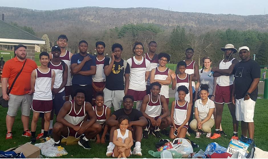 BuscheAcademy's tweet photo. As our Spring athletic season comes to a close, we wanted to share an amazing moment in SCA history. A couple of weeks ago we had our first ever SCA track meet at the Williston Northampton School. We had a wide range of participants from our middle schoolers to post-grads. #GoSCA https://t.co/BmIMWJpsGl