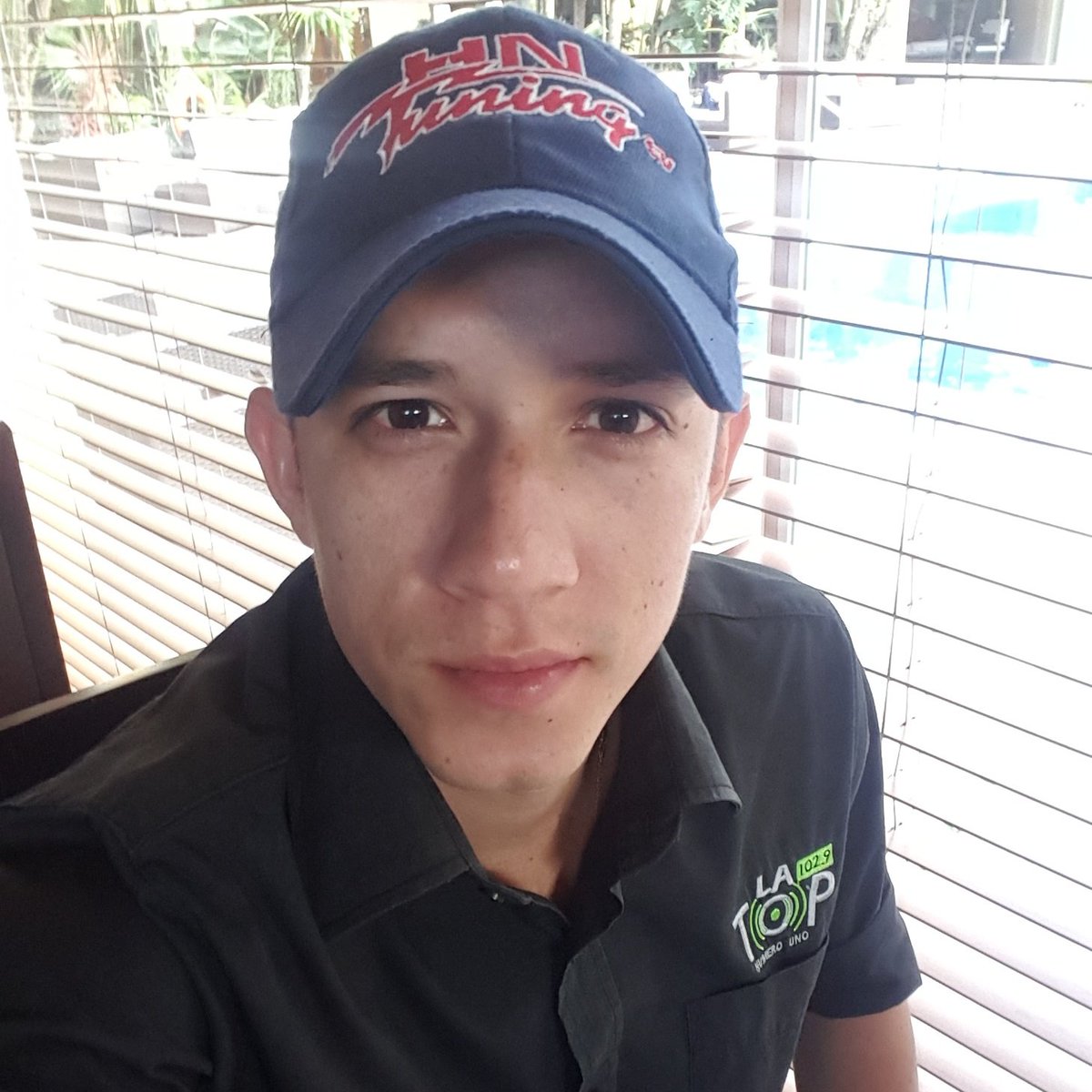 JonathanJHL's tweet photo. #NuevaFotoDePerfil https://t.co/3Qrth8KGds