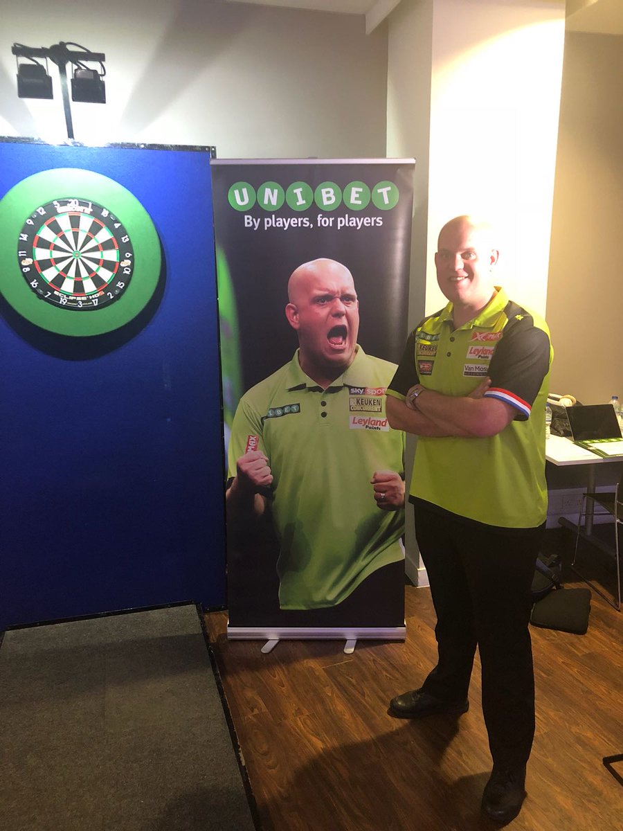 Interfejs aplikacji Unibet na smartfonie